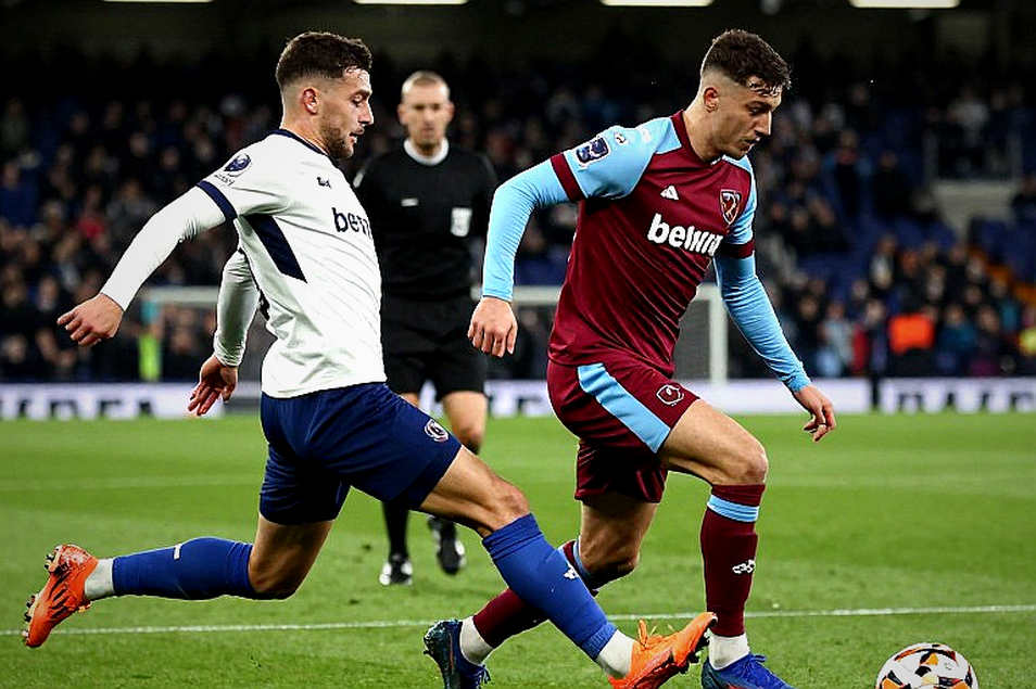 Craven Cottage và 23 cái tên chưa kịp gọi